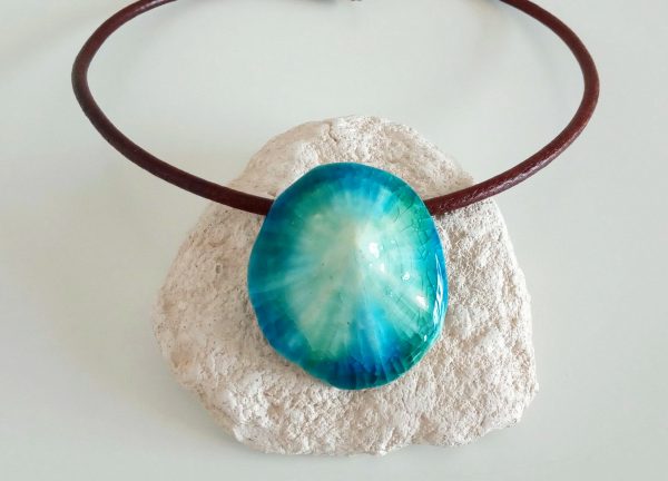 Collar colección-lapa con cuero redondo artesania de menorca