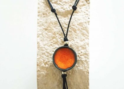 Collar-Cascada--Naranja-Largo-Artesania-de-Menorca-Tonalidades-Marinas-Isla-de-Menorca